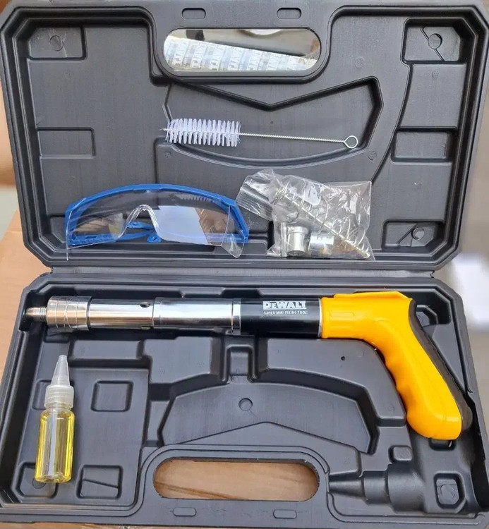 تفنگ میخکوب چاشنی دستی تمام فلزDEWALT